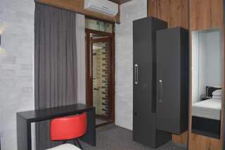Отель Kent Hotel Кобулети Трехместный номер с балконом-4