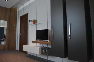 Отель Kent Hotel Кобулети Трехместный номер с балконом-7