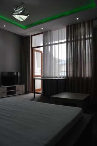 Отель Kent Hotel Кобулети Улучшенный двухместный номер с 1 кроватью и видом на море-13