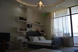 Отель Kent Hotel Кобулети Трехместный номер Делюкс с видом на море-2