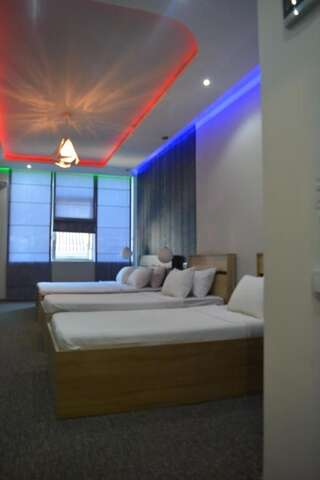 Отель Kent Hotel Кобулети Четырехместный номер "Комфорт"-4